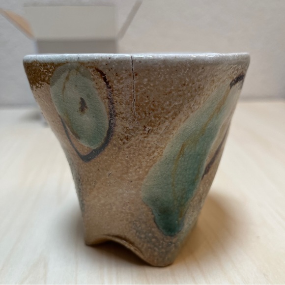 Cup. Hand thrown & altered. special firing. Beautiful. Artist J. Gandee. Second. - Picture 5 of 10